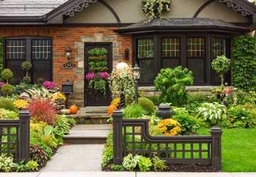 How to Boost Your Homes Curb Appeal: 10 Tips for Making a Lasting First Impression
